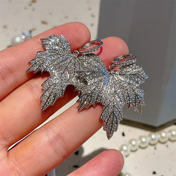Huitan Bling Bling Leaf Shaped Dangle Earrings for Women Hyperbole Ear Hanging Accessories Cocktail Party Statement Jewelry New